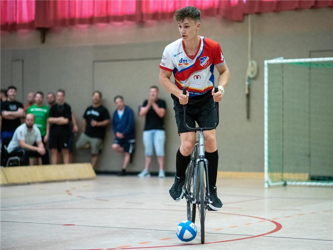 Jannes Mueller (RV Gaertringen 3) am Ball, RV Edelweiss Sulgen vs RV Gaertringen...