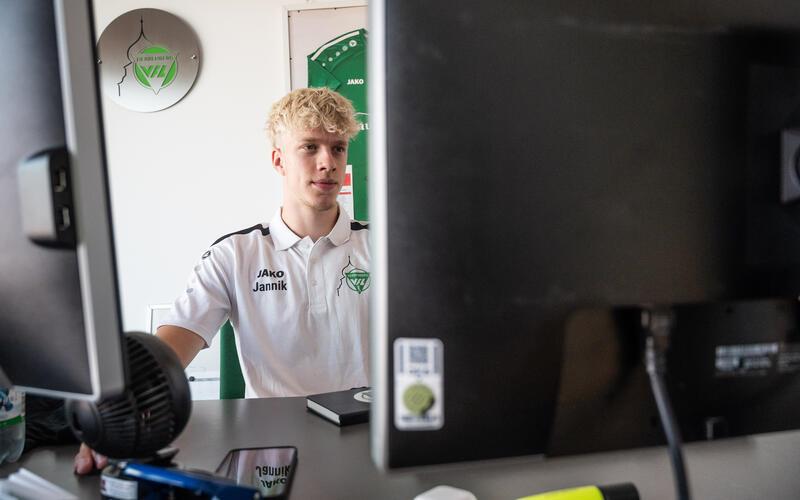 Jannik Fortenbacher arbeitet sich beim VfL Herrenberg in seine Aufgaben ein. GB-Foto: Schmidt