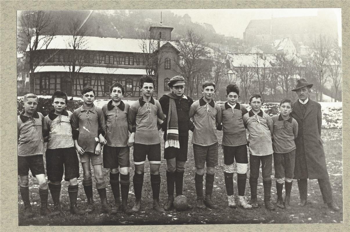 Jugendmannschaft des Männerturnvereins Herrenberg, die später mit der Spvgg 1924...