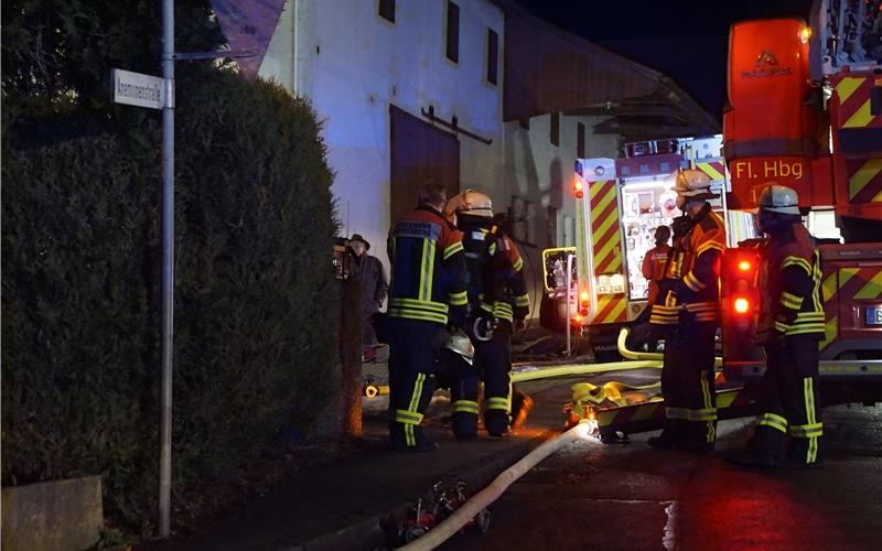 Kaminbrand löst am Dienstagabend in Affstätt Feuerwehreinsatz aus