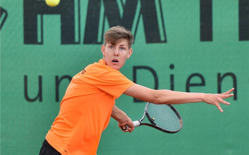 Die Winterrunde wird komplett annulliert Kann die Verbandsrunde im Juni beginnen? Auch beim TC Herrenberg (hier Moritz Mayer) muss man sich gedulden GB-Foto (Archiv): Vecsey