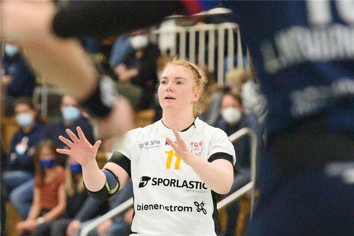 Kerstin Foth (TG Nuertingen #11)   Kuties Herrenberg vs. TG Nuertingen  Handball...