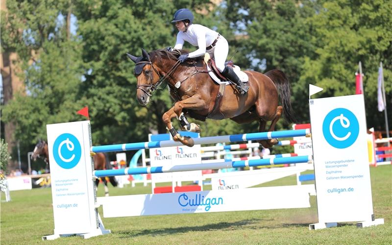 Kristina Volk auf dem Holsteiner-Fuchs Vigos. GB-Foto: Häusler