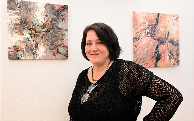 Künstlerin Sabine Großmann: Bilder sind ein „Echo der Seele“.GB-Foto: Holom