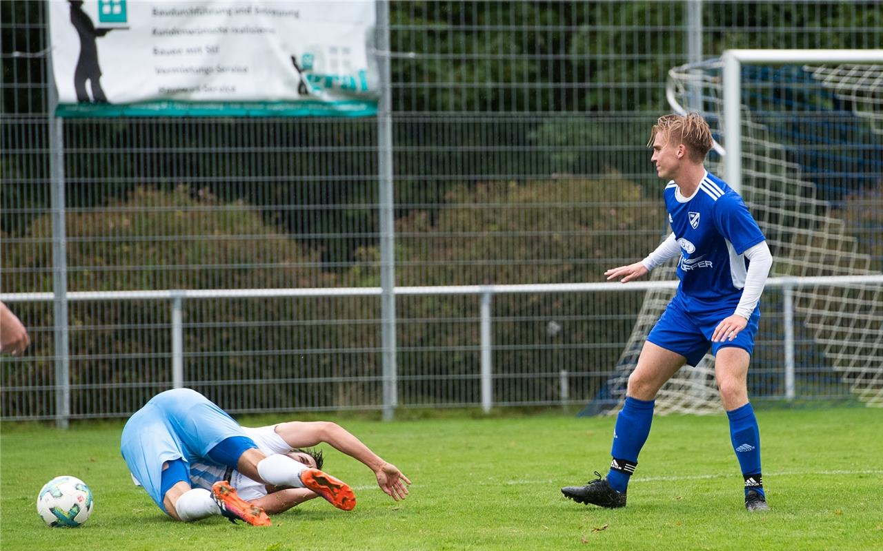 Kuppingen - Nebringen Fußball  9 / 2019 Foto: Schmidt