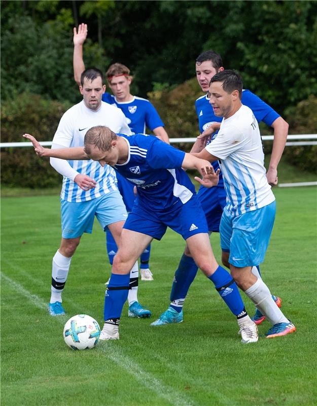 Kuppingen - Nebringen Fußball  9 / 2019 Foto: Schmidt