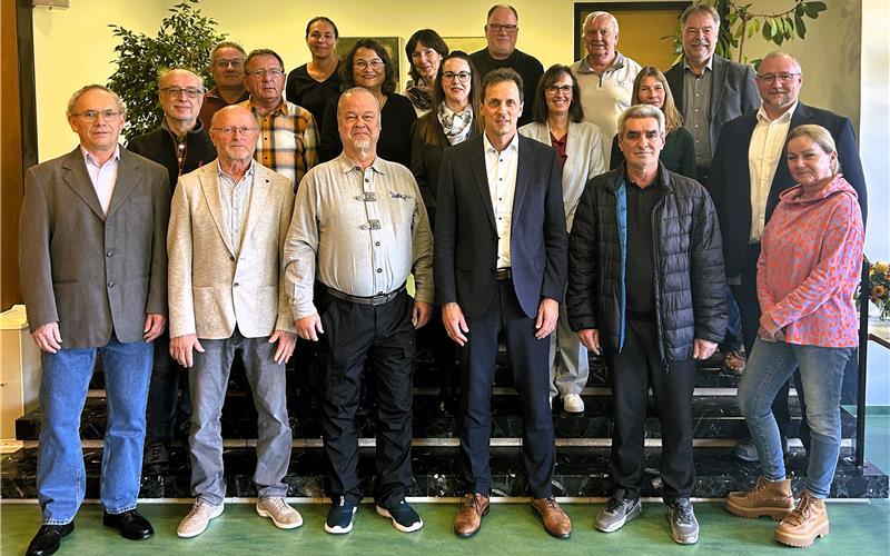 Landratsamt ehrt Mitarbeiter für jahrzehntelange Treue