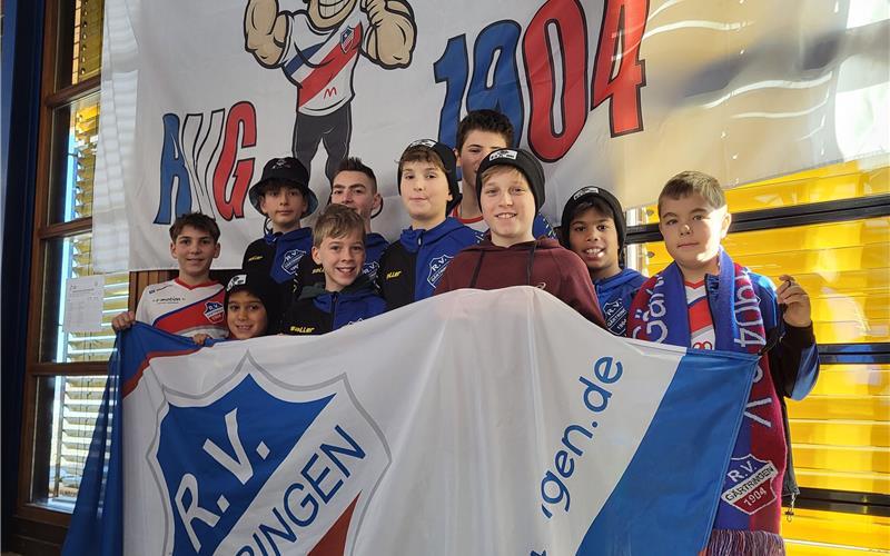 Lautstarker Support: Die Radball-Ultras des RV Gärtringen. GB-Fotos: Stadthagen