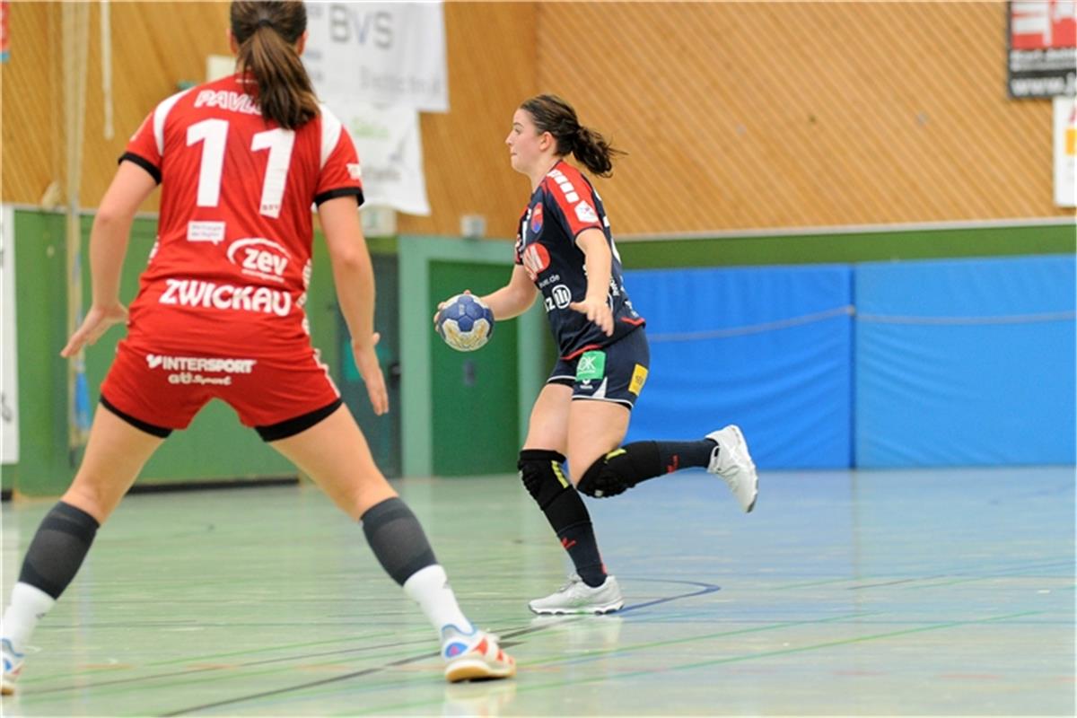 Lea Neubrander (SG H2Ku Herrenberg Kuties #18)   SG H2Ku Herrenberg, Handball, L...