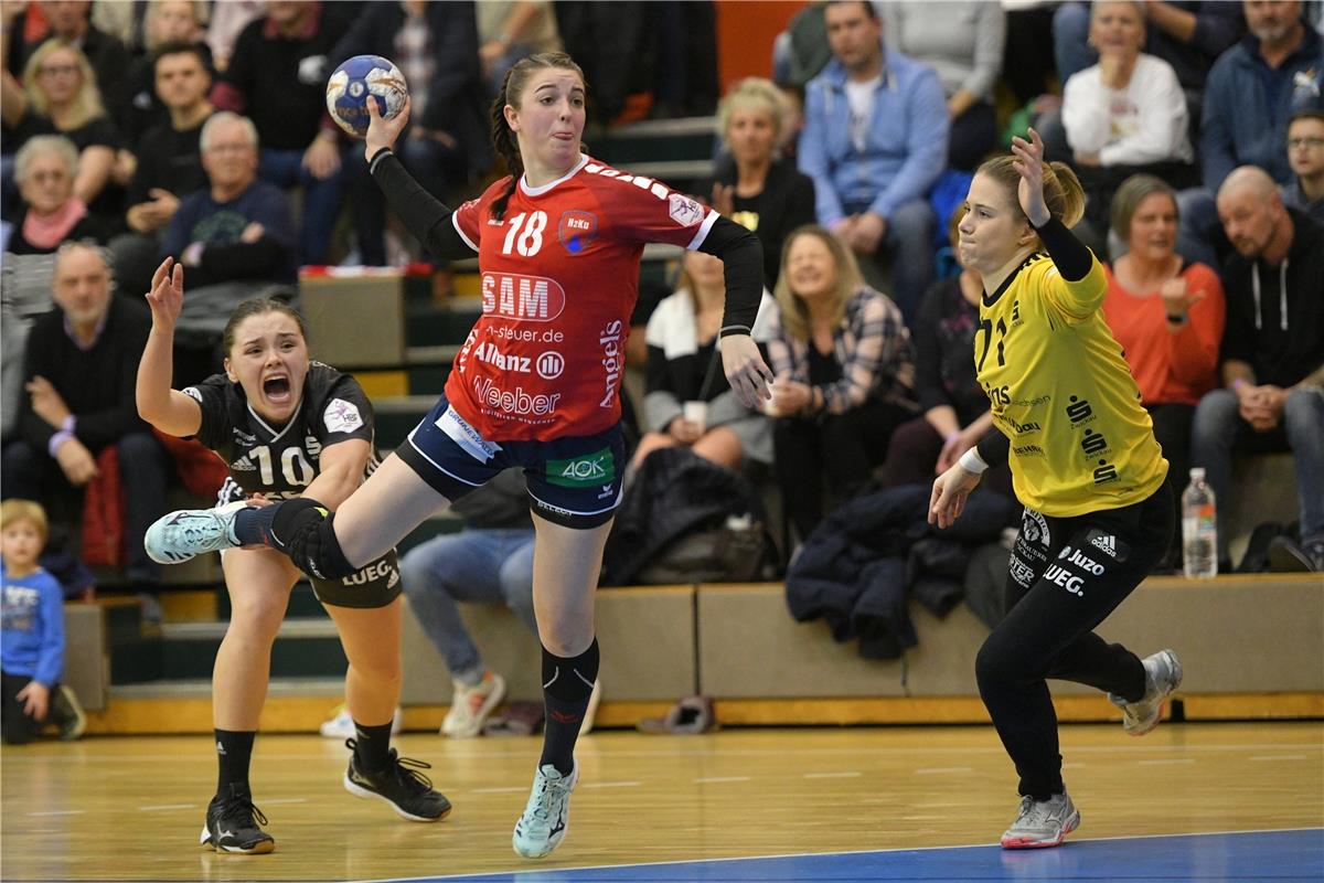 Lea Neubrander (SG H2Ku Herrenberg)  Mitte, Katarina Pavlovic (BSV Sachsen Zwick...