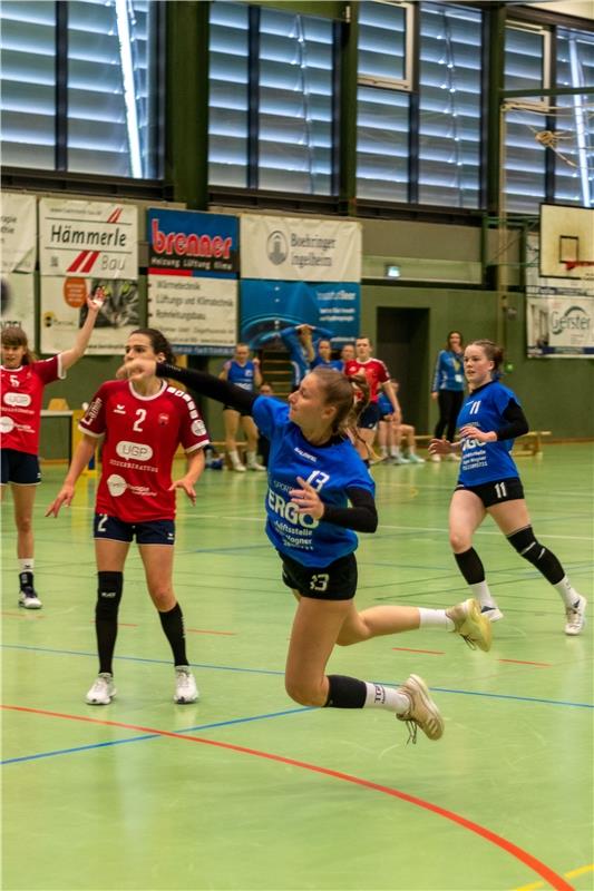 Lisa-Maria Branz (TG Biberach, #13), Lea Unterfrauner (TG Biberach, #11), Theres...