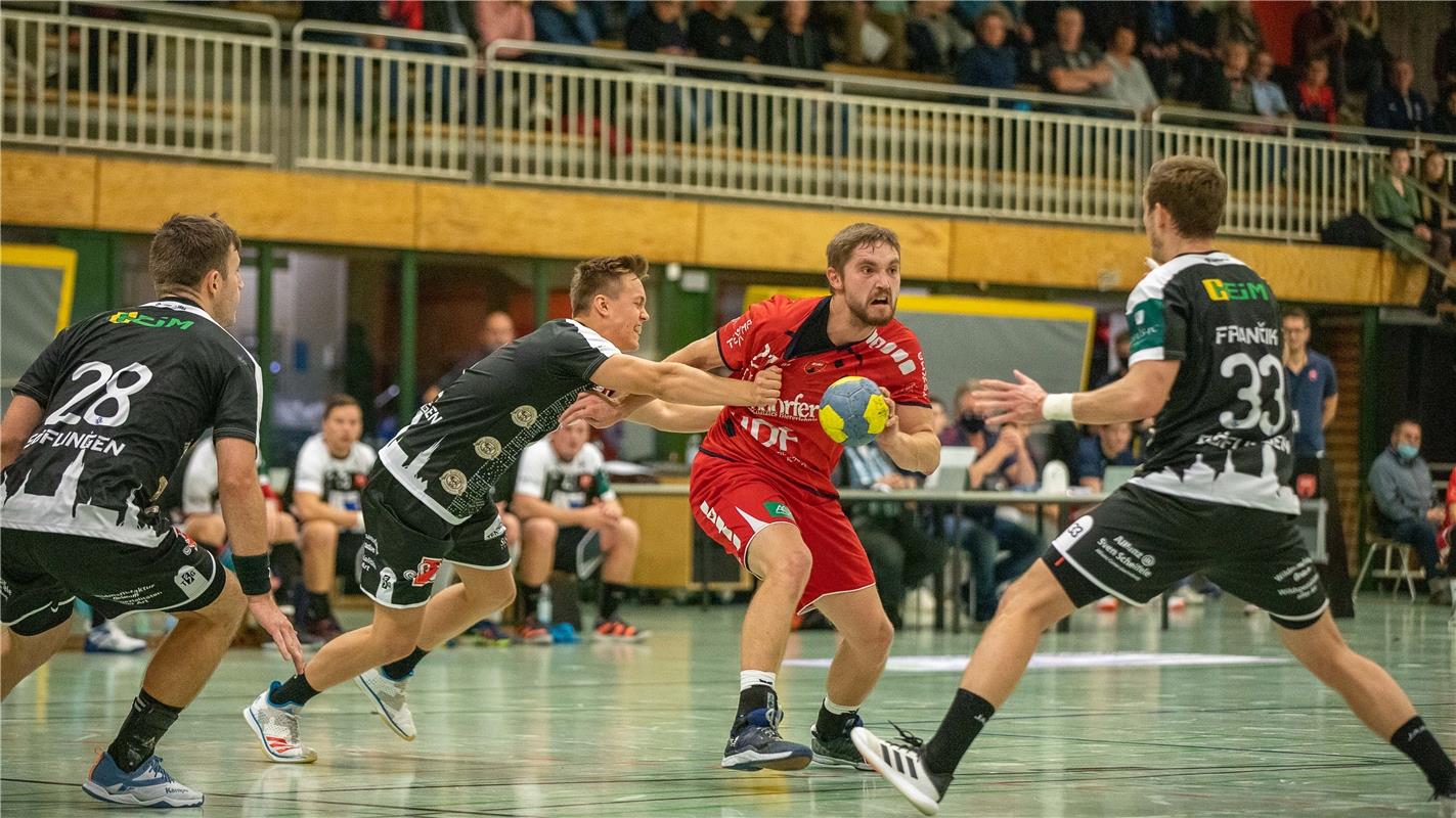 Lukas Baer (TSG Soeflingen #02), Urs Bonhage (SG H2Ku Herrenberg #21) und Philip...