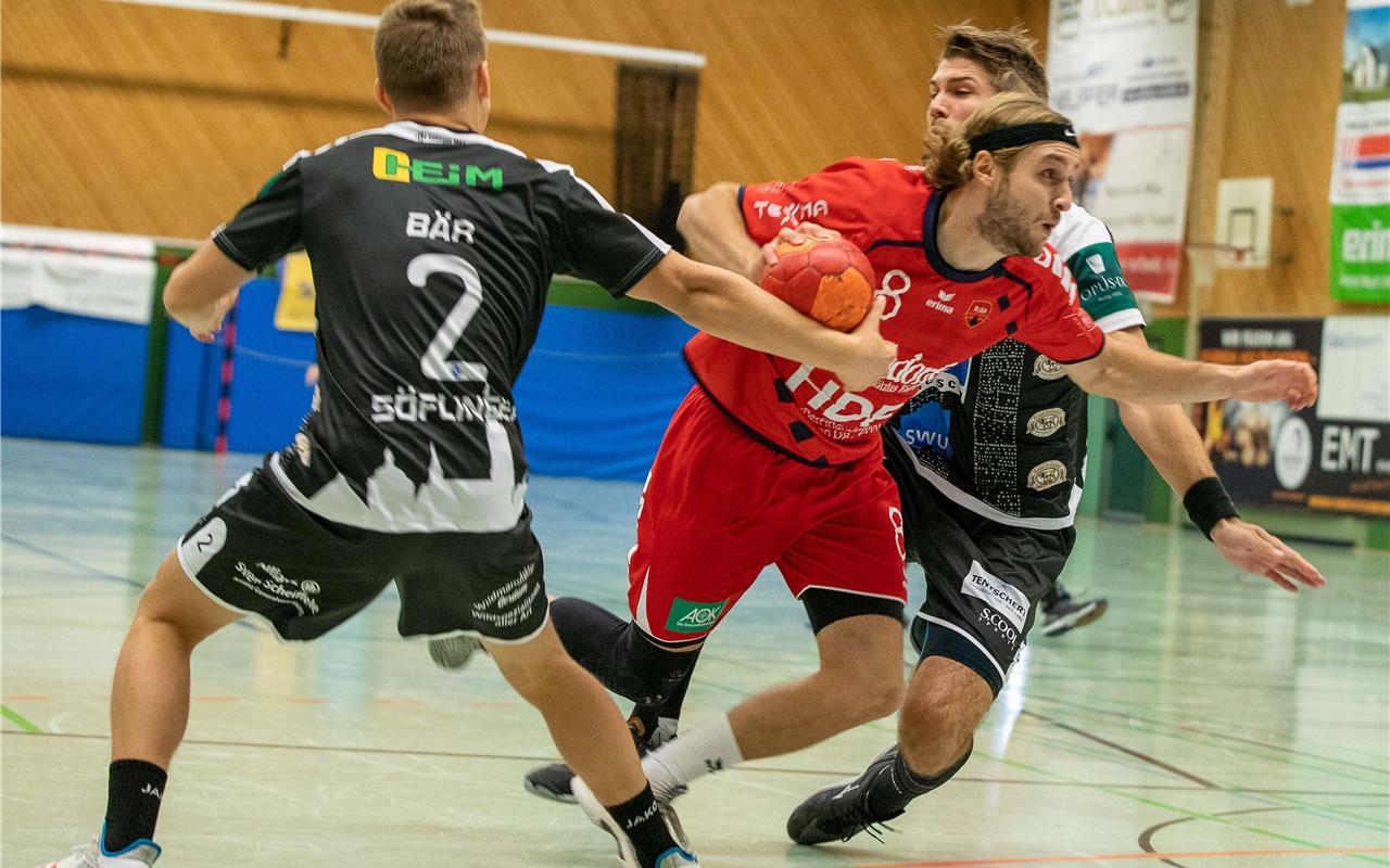 Lukas Baer (TSG Soeflingen #02) und Yannik Schopp (SG H2Ku Herrenberg #08), SG H...