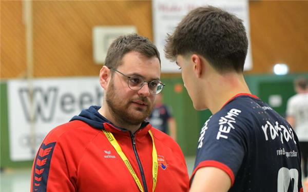 M. Schöllkopf (links)