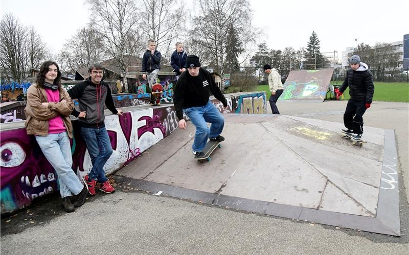 Jugendbewegung auf rollenden Brettern