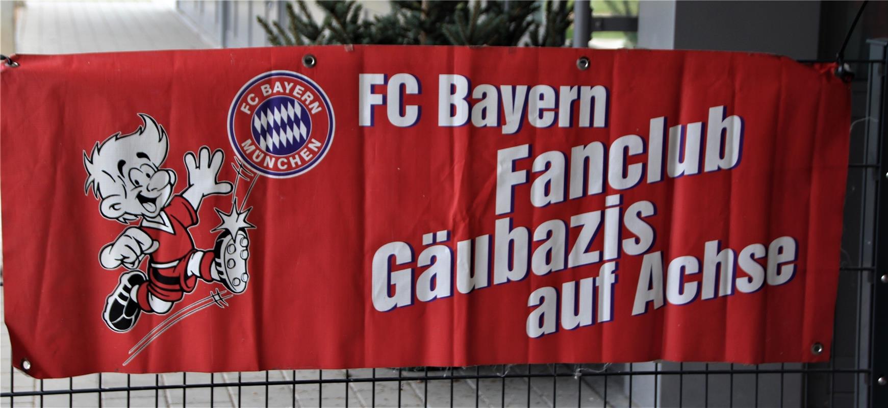 Manuel Neuer beim FC Bayern München Fanclub Gäubazis