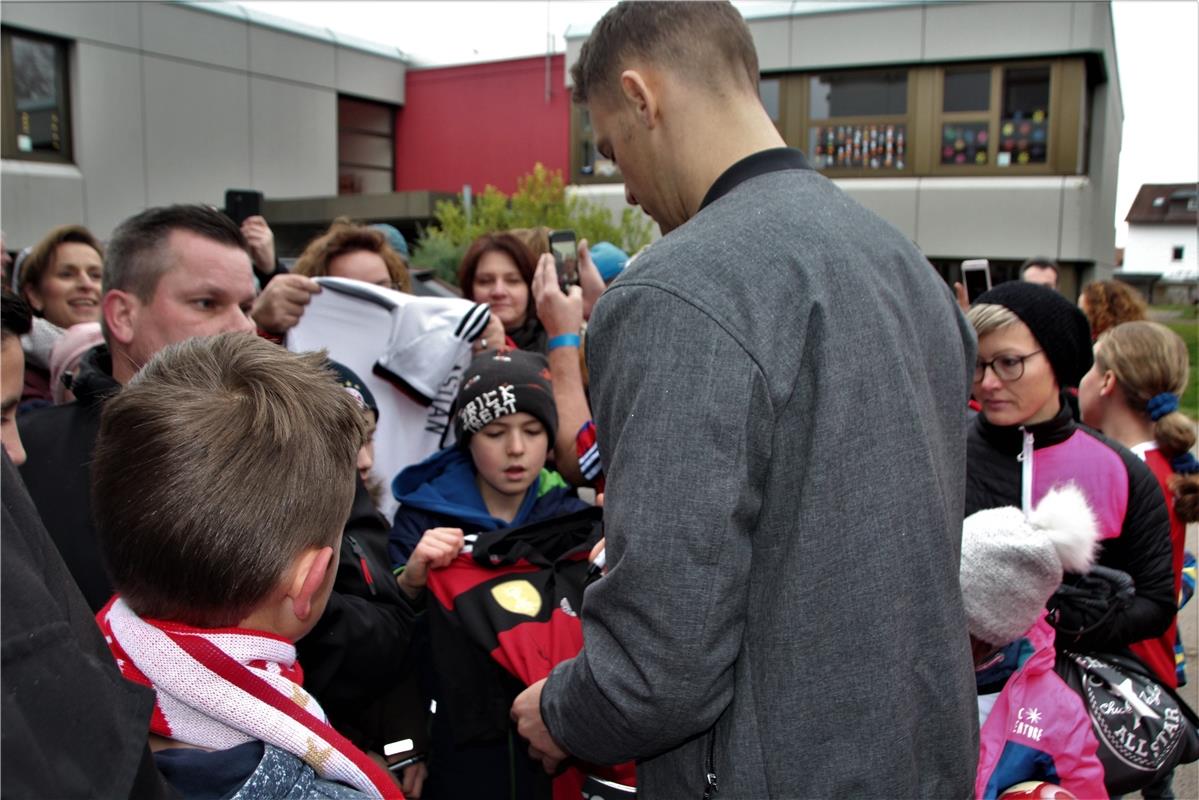 Manuel Neuer beim FC Bayern München Fanclub Gäubazis