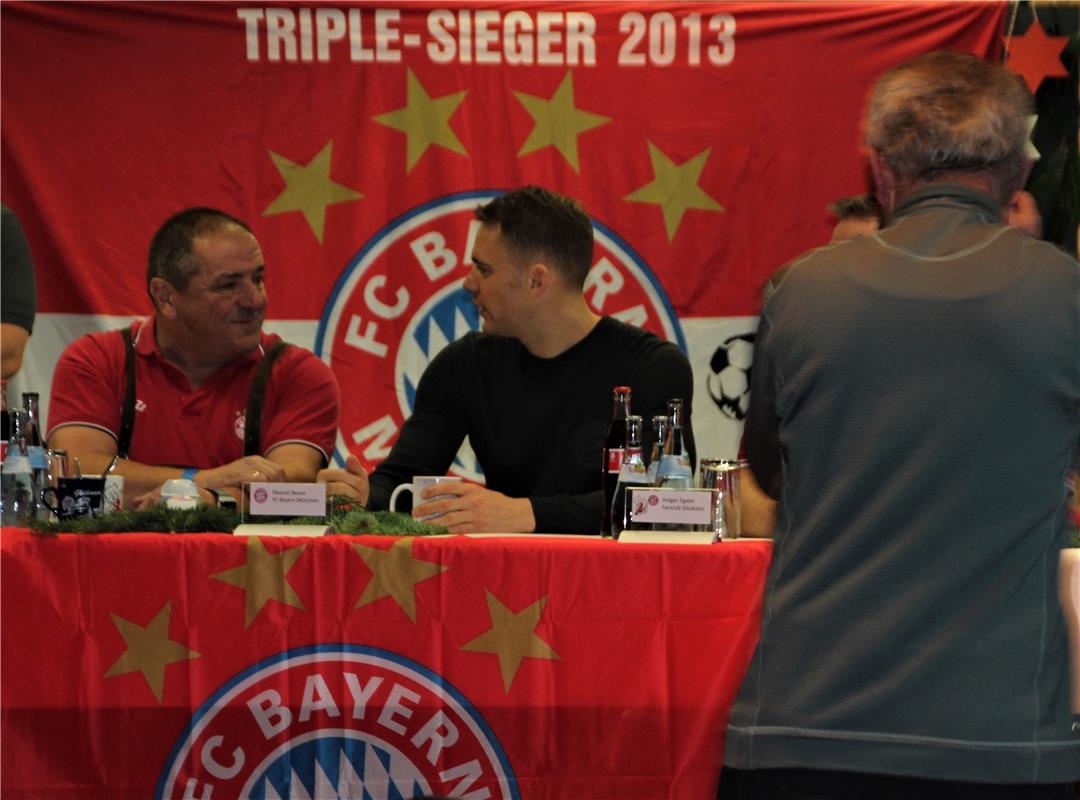 Manuel Neuer beim FC Bayern München Fanclub Gäubazis