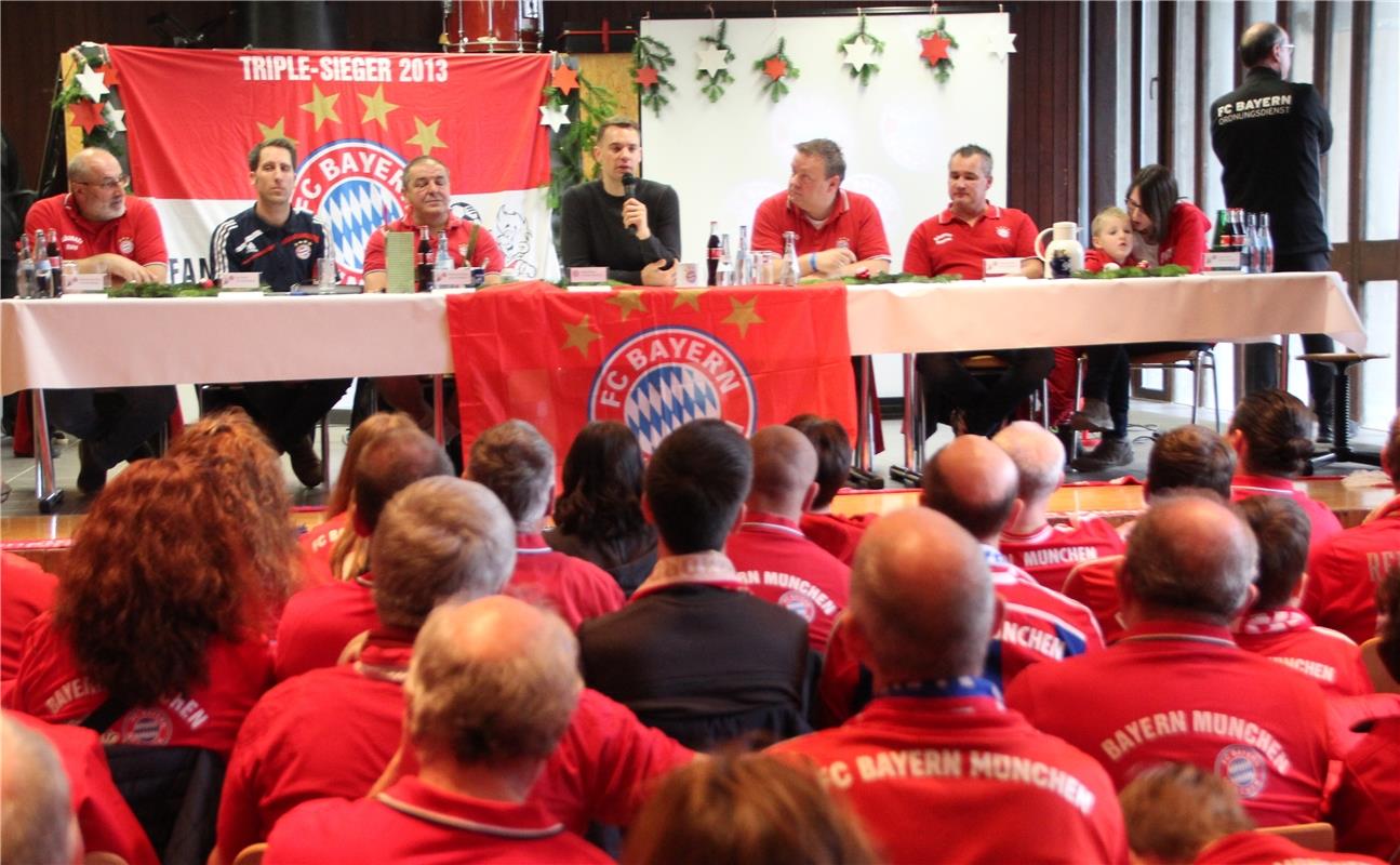 Manuel Neuer beim FC Bayern München Fanclub Gäubazis