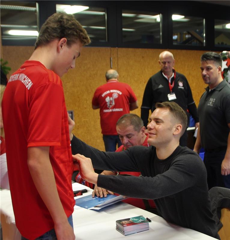 Manuel Neuer beim FC Bayern München Fanclub Gäubazis