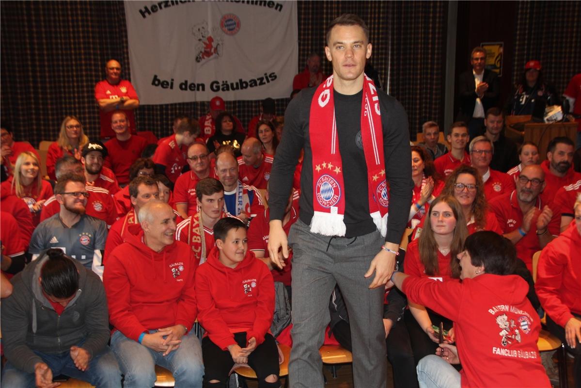 Manuel Neuer beim FC Bayern München Fanclub Gäubazis