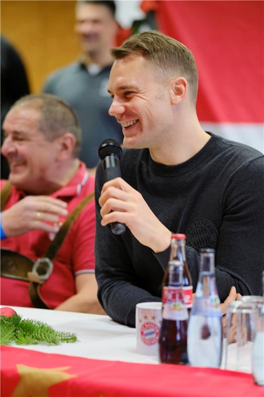 Manuel Neuer beim FC Bayern München Fanclub Gäubazis  Herrenberg Kuppingen / 1.1...