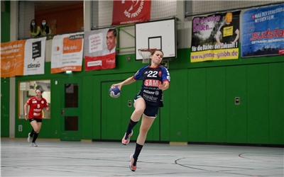 Marie-Christine Beddies (SG H2KU Herrenberg) beim Wurf, HSG Freiburg Red Sparrows vs. SG H2Ku Herrenberg, 1. Spieltag 2. Handball Frauen Bundesliga, 05.09.2020, Foto: Eibner/Memmler