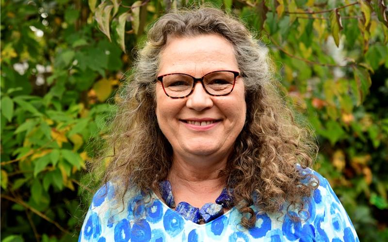 Marion Leitner hat in Hildrizhausen die Weihnachts-Wunschbaum-Aktion eingeführt. GB-Foto: Holom