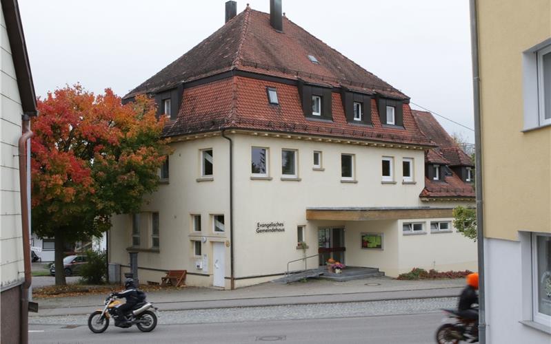 Markantes Gebäude: Das evangelisches Gemeindehaus in Haslach soll erhalten bleibenGB-Foto: Bäuerle