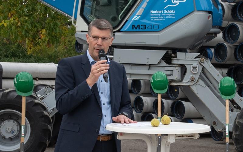 Hildrizhausens Bürgermeister Matthias Schöck tritt bei der Wahl im Mai 2026 nicht mehr an Matthias Schöck (hier bei einem Spatenstich): „Der Ton ist an der ein oder anderen Stelle rauer geworden, der gegenseitige Respekt voreinander hat gelitten.“ GB-Foto: Vecsey