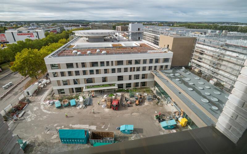 Megabaustelle Flugfeldklinikum: Es wird noch teurer als bisher. Um wie viel, das will der Landrat später sagen.GB-Foto: Vecsey