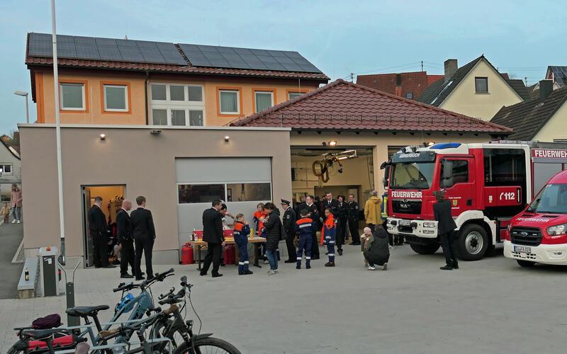 Mehr Raum wurde beim Feuerwehrgerätehaus in Poltringen geschaffen. GB-Foto: Gokeler