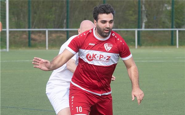 Mert Kizilagil hat zuletzt mit einem späten Tor zum Ausgleich gegen Rohrau dem Türk. SV einen wichtigen Punkt gerettet. GB-Foto (Archiv): Schmidt