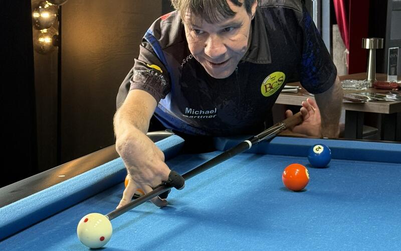 Michael Gärttner: „Billard ist einfach ein Hammer-Sport.“ GB-Foto: Holzapfel