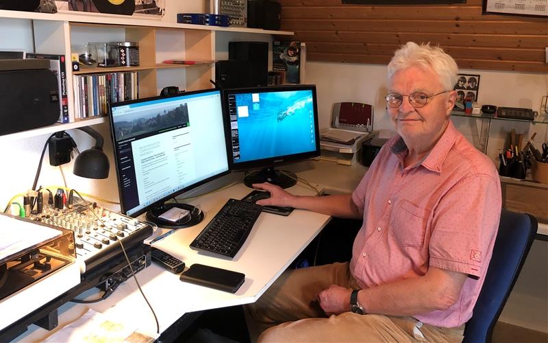 Michael Wolf ist einer der Engagierten von den Computer-Senioren Ammerbuch. GB-Foto: Dürr