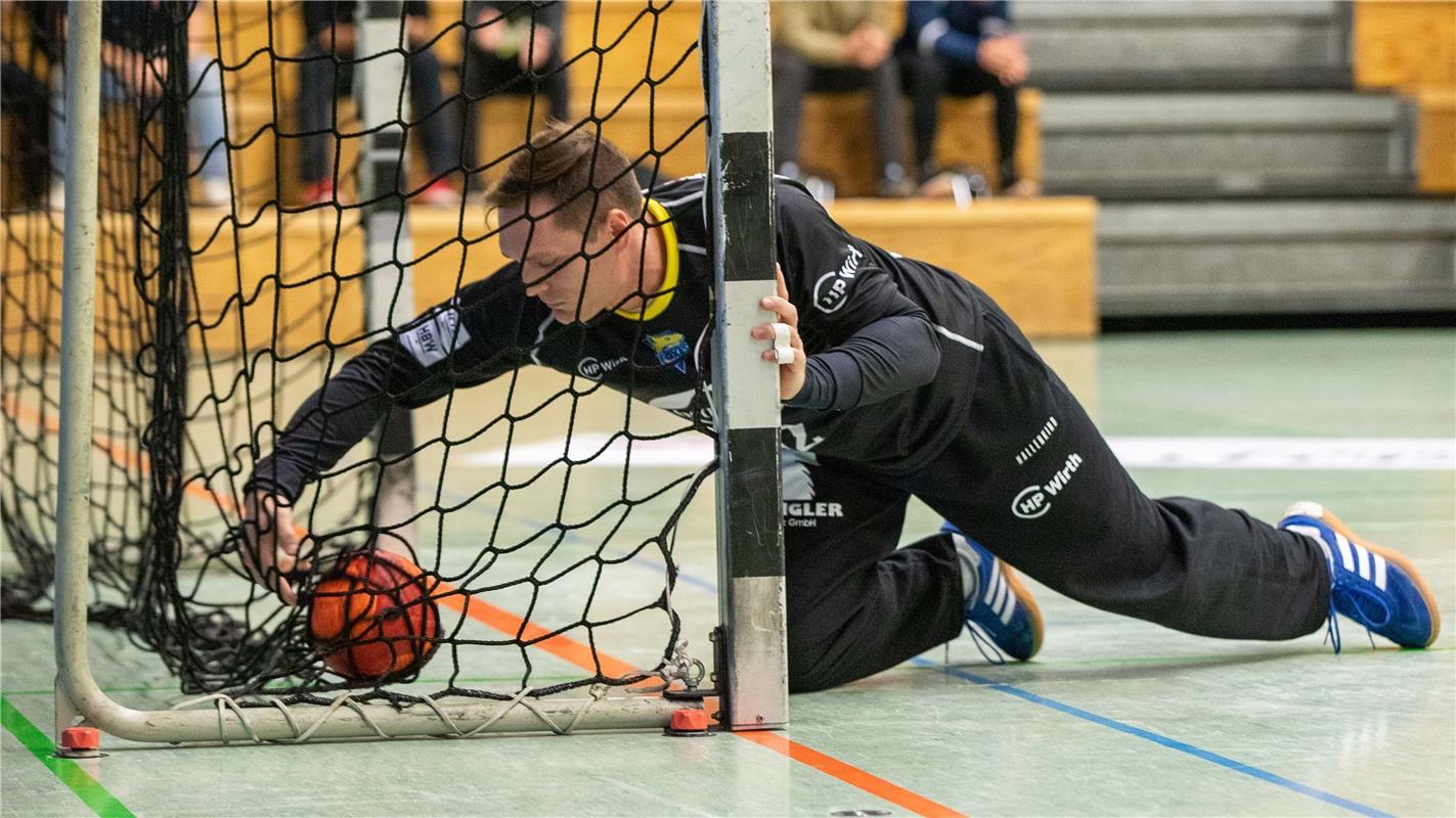 Mile Matijevic (HC Neuenbuerg #12), SG H2Ku Herrenberg - Neuenbuerg 2000, Handba...