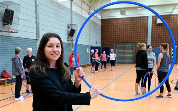Mirjam Zschietzschmann treibt nicht nur selbst gerne Sport, sondern will auch andere motivieren. GB-Foto: Holom