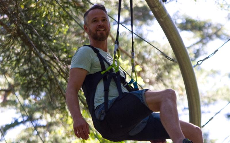 „Gäubote“-Familien-Tour: Über die Wipfel des Schwarzwalds fliegen Mit der Flyline geht es über die Wipfel des Schwarzwalds.GB-Foto: gb