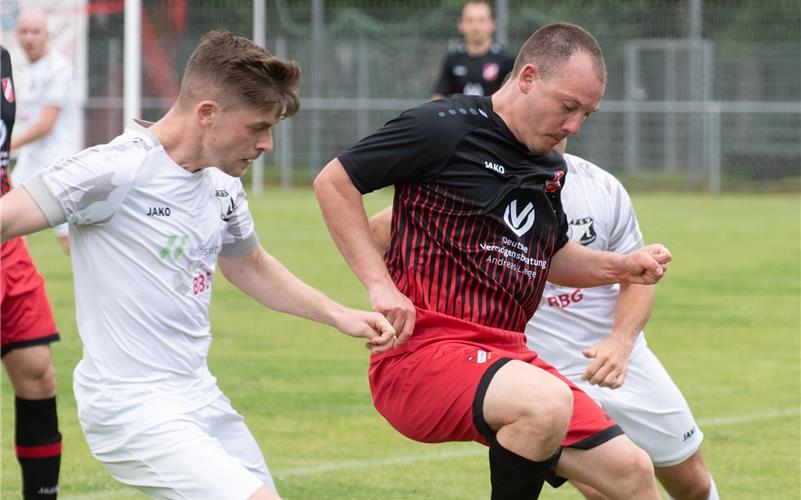 Mit einem guten Start will der TV Gültstein (Steffen Maier, rechts) den Grundstein für eine sorgenfreie Runde legen. GB-Foto: Vecsey