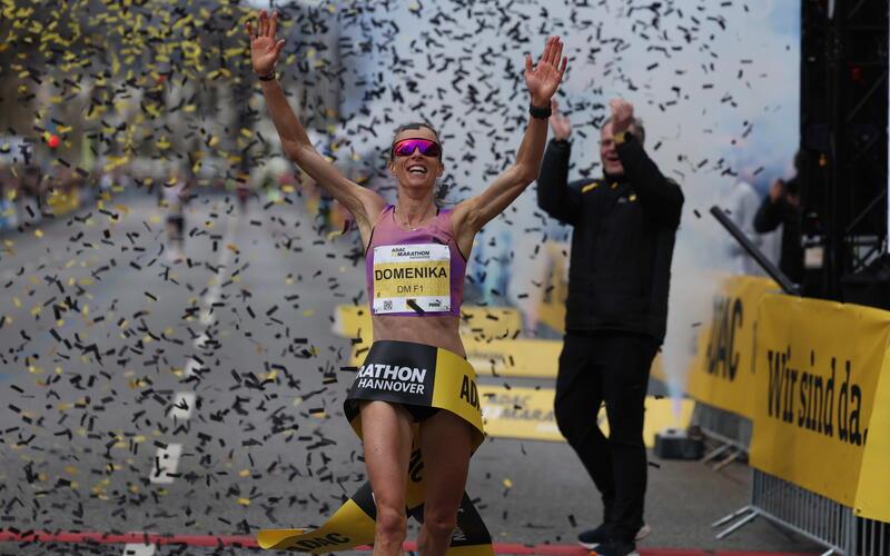 Mit neuer persönlicher Bestzeit hat Domenika Mayer das Marathon-Rennen bei der DM in Hannover gewonnen.GB-Foto: Kiefner