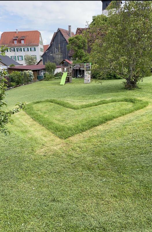 Muss diese Liebe groß sein!  Von Rainer Bruckner aus Herrenberg.