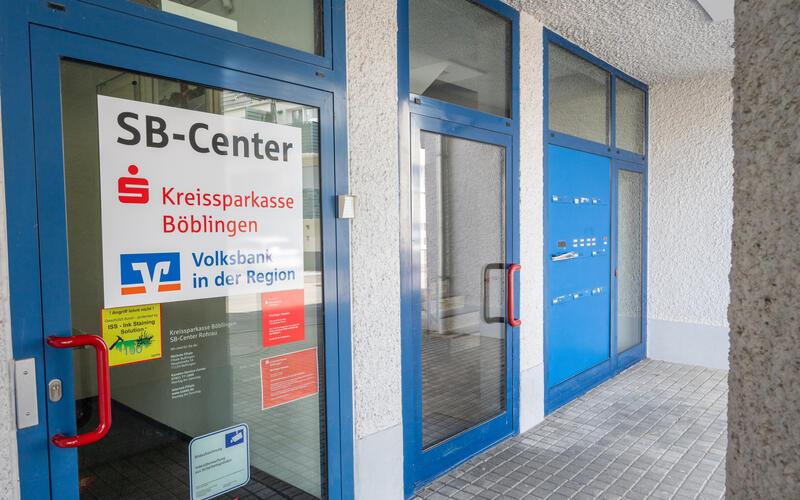 Nach Angaben der Kreissparkasse sind die Nutzerzahlen seit Jahren zurückgegangen. GB-Foto: Vecsey