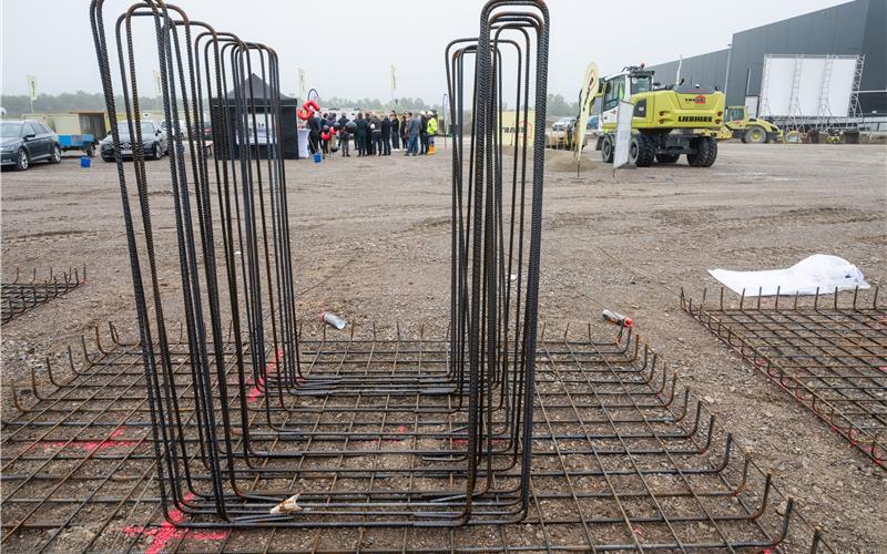 Nach Eisenmann (hier beim Spatenstich) sollen sich weitere Betriebe im Industriegebiet Riedbrunnen ansiedeln. GB-Foto (Archiv): Schmidt