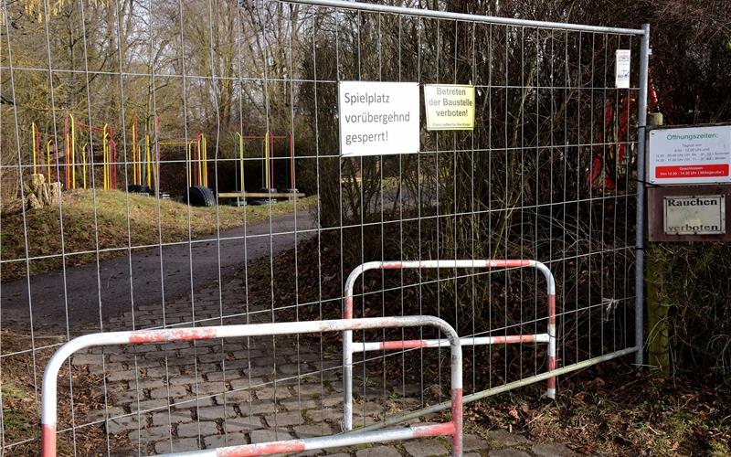 Drei Spielplätze geschlossen Neben dem Entringer Kinderspielplatz Kundensteigle (Bild) sind zwei Anlagen in Breitenholz und Pfäffingen teilweise oder ganz geschlossen GB-Foto: Holom