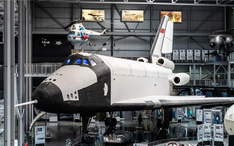 „Gäubote“-Familien-Tour: Meilensteine der Technikgeschichte erleben Neben einer beeindruckenden Flugzeug-Sammlung beherbergt das Museum die größte Raumfahrtausstellung Europas. GB-Foto: Technikmuseum Speyer