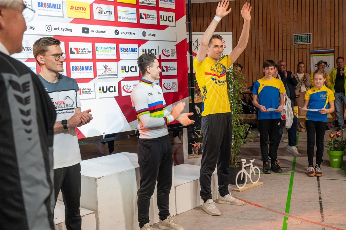 Nebringen, Hermann-Wolf-Halle, Kunstradfahren-Weltcup, Abschiedsvorstellung von ...