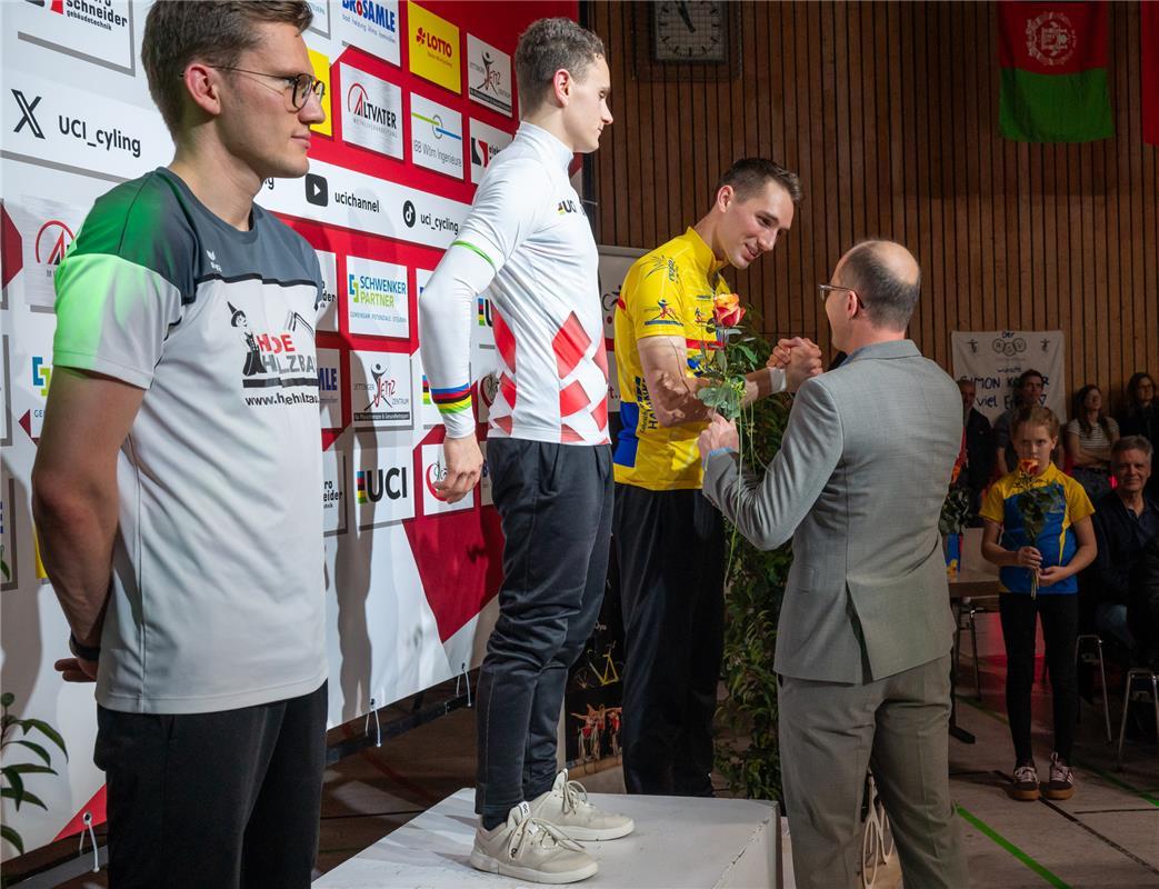 Nebringen, Hermann-Wolf-Halle, Kunstradfahren-Weltcup, Abschiedsvorstellung von ...