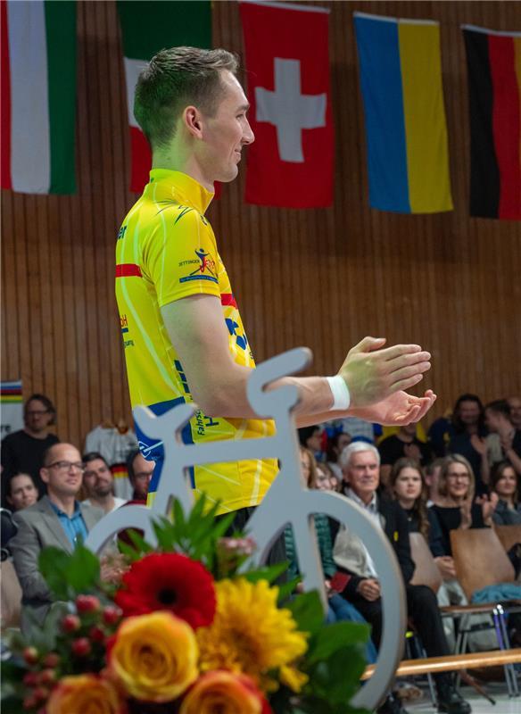 Nebringen, Hermann-Wolf-Halle, Kunstradfahren-Weltcup, Abschiedsvorstellung von ...