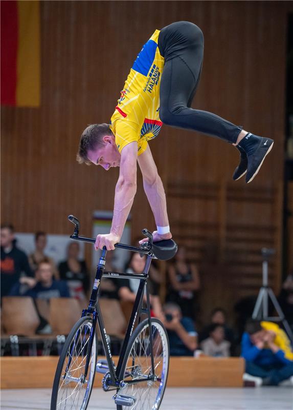Nebringen, Hermann-Wolf-Halle, Kunstradfahren-Weltcup, Abschiedsvorstellung von ...