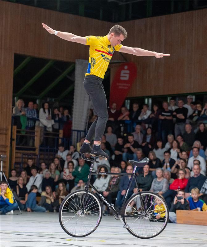 Nebringen, Hermann-Wolf-Halle, Kunstradfahren-Weltcup, Abschiedsvorstellung von ...